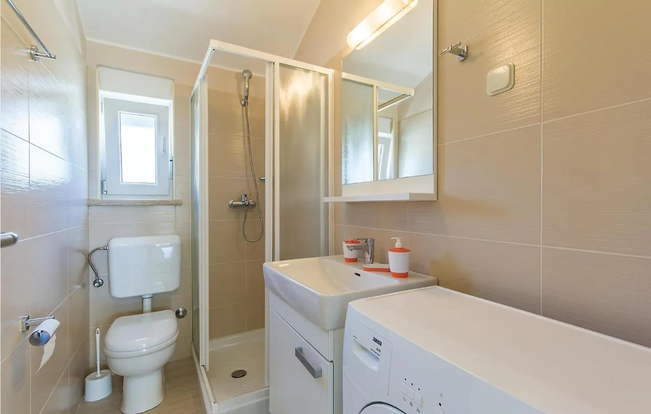Two-Bedroom Holiday Home In Помер