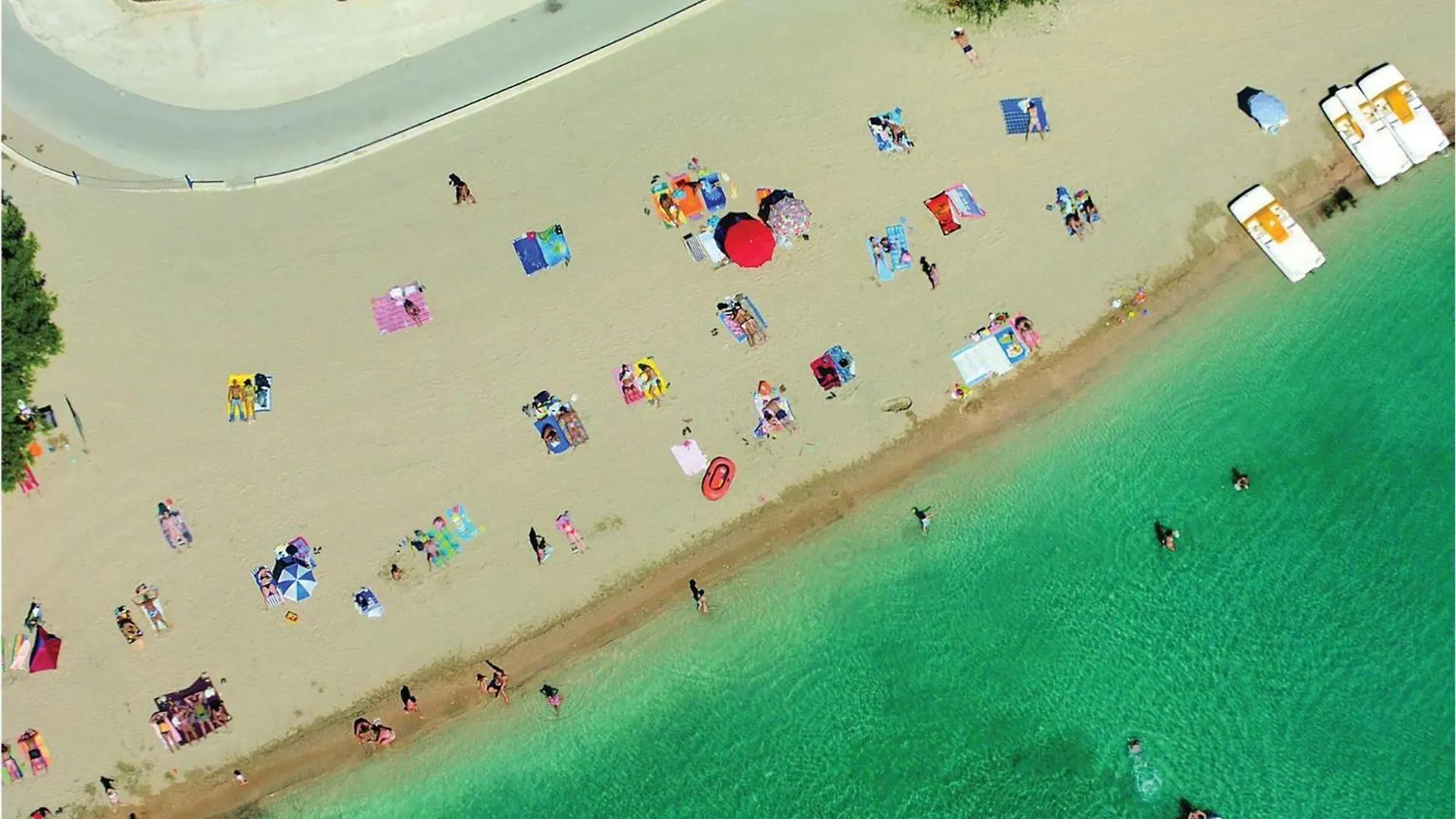 Two-Bedroom Holiday Home In 포메르 크로아티아